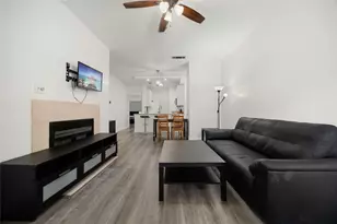 806 W 24th St, Austin, TX 78705 - Photo 1
