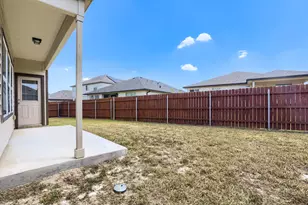 125 Guardian Angel Ct, Jarrell, TX 76537 - Photo 16