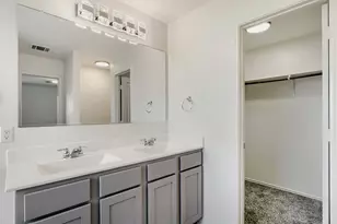125 Guardian Angel Ct, Jarrell, TX 76537 - Photo 10