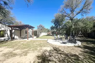 1127 Penion Dr, Austin, TX 78748 - Photo 4