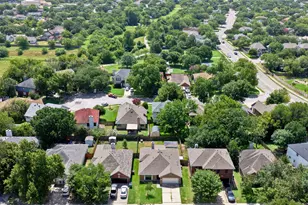 511 Dusty Leather Ct, Pflugerville, TX 78660 - Photo 34