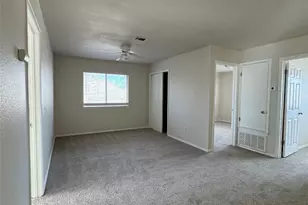 4735 Castleman Dr, Austin, TX 78725 - Photo 6