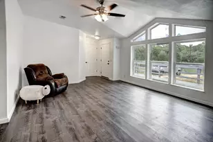 127 Serenity Dr, Bastrop, TX 78602 - Photo 4