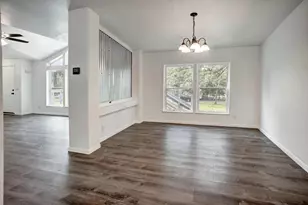 127 Serenity Dr, Bastrop, TX 78602 - Photo 10