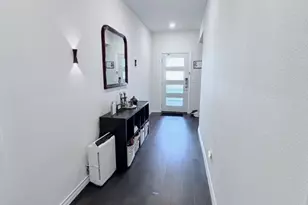 204 Caisson Trl, Liberty Hill, TX 78642 - Photo 4