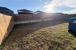 204 Caisson Trl, Liberty Hill, TX 78642 - Photo 14