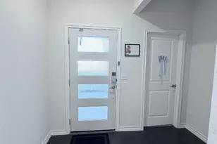 204 Caisson Trl, Liberty Hill, TX 78642 - Photo 2