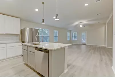 3902 Crockett Avenue, Lago Vista, TX 78645 - Photo 4