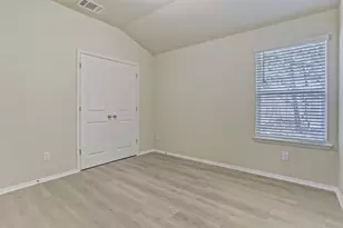 3902 Crockett Ave, Lago Vista, TX 78645 - Photo 12