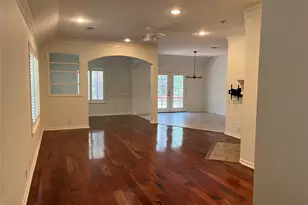112 Huelo Ct, Bastrop, TX 78602 - Photo 2