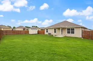 333 Pedernales Ln, Hutto, TX 78634 - Photo 26