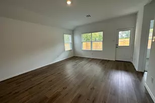 365 Sonterra Dr, San Marcos, TX 78666 - Photo 16