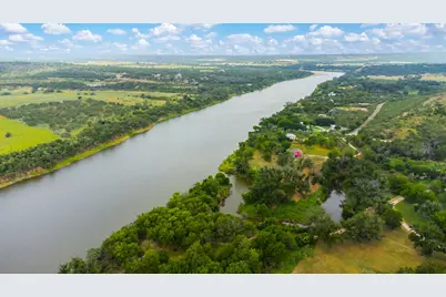 1557 County Road 343, Marble Falls, TX 78654 - Photo 2
