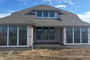 209 Pacific Grove Cir, Liberty Hill, TX 78642 - Photo 4