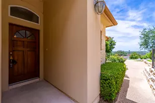 1305 Delsie Dr, Lakeway, TX 78734 - Photo 4