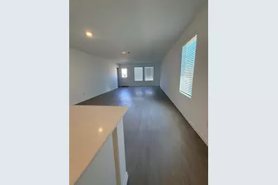 208 Skyfire Street, Hutto, TX 78634 - Photo 14