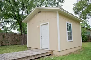 2006 Hamilton Ave, Austin, TX 78702 - Photo 14