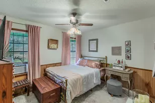136 Redbird Ln, Smithville, TX 78957 - Photo 14