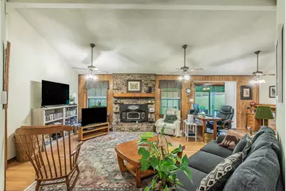 136 Redbird Lane, Smithville, TX 78957 - Photo 2