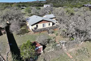 23709 NE Circle Dr, Marble Falls, TX 78654 - Photo 4