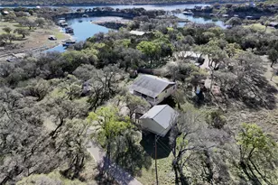 23709 NE Circle Dr, Marble Falls, TX 78654 - Photo 6