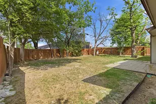 704 Buckingham Pl, Austin, TX 78745 - Photo 18