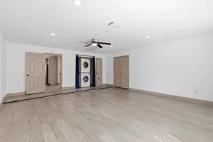 704 Buckingham Pl, Austin, TX 78745 - Photo 16