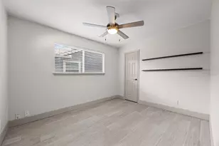 704 Buckingham Pl, Austin, TX 78745 - Photo 24