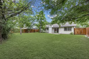 704 Buckingham Pl, Austin, TX 78745 - Photo 30