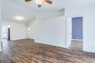 1601 Faro Dr, Austin, TX 78741 - Photo 12
