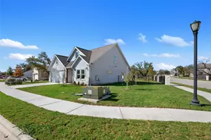 500 Treaty Oak Dr, Georgetown, TX 78628 - Photo 2