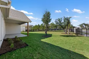 500 Treaty Oak Dr, Georgetown, TX 78628 - Photo 38