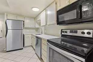 8809 Dawnridge Cir, Austin, TX 78757 - Photo 8