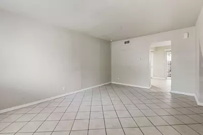 8809 Dawnridge Circle #102, Austin, TX 78757 - Photo 4