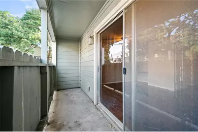 301 W 38th Street #108, Austin, TX 78705 - Photo 16