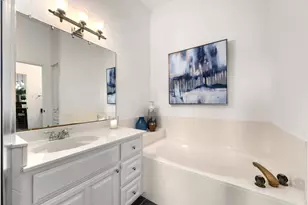 6905 Crosby Cir, Austin, TX 78746 - Photo 18
