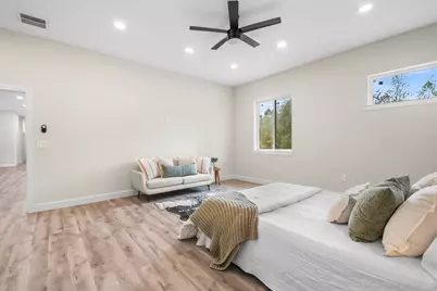197 S Buckhorn Drive, Bastrop, TX 78602 - Photo 16