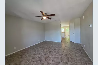 2200 Katy Lane #D, Georgetown, TX 78626 - Photo 2