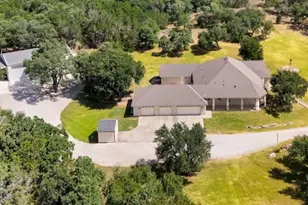 127 Palomino Cove, Jarrell, TX 76537 - Photo 1