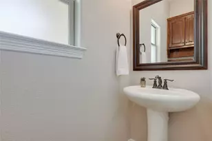 127 Palomino Cove, Jarrell, TX 76537 - Photo 20