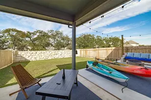 424 Arrowhead Vine St, Leander, TX 78641 - Photo 4
