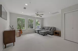 8910 Spicebrush Dr, Austin, TX 78759 - Photo 18