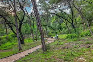 8910 Spicebrush Dr, Austin, TX 78759 - Photo 34