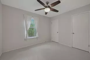 8910 Spicebrush Dr, Austin, TX 78759 - Photo 26