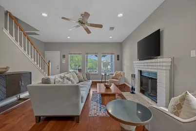 8910 Spicebrush Drive, Austin, TX 78759 - Photo 8