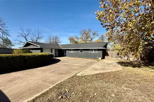 104 Fairlane Dr, Round Rock, TX 78664 - Photo 14