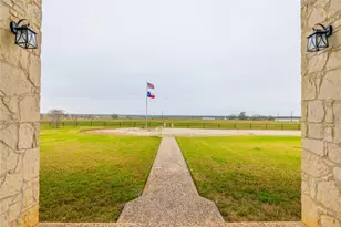 1460 E State Hwy 87, Nixon, TX 78140 - Photo 16