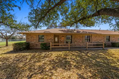 13 Hidden Acres Drive, Round Rock, TX 78665 - Photo 2