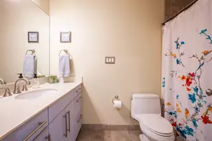 1115 W 10th St, Austin, TX 78703 - Photo 4