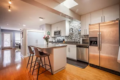 1115 W 10th Street #205, Austin, TX 78703 - Photo 8